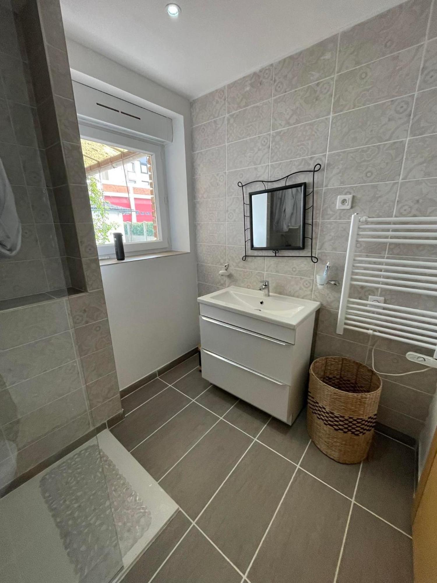 Apparemment T2 En Centre Ville Gournay-en-Bray Extérieur photo